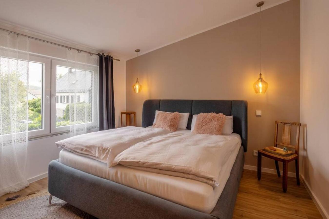 Adenauer Zwoelf - Das 5 Sterne Ferienhaus Mit Sauna Und Garten Am Eifelsteig Kerpen  Exterior photo
