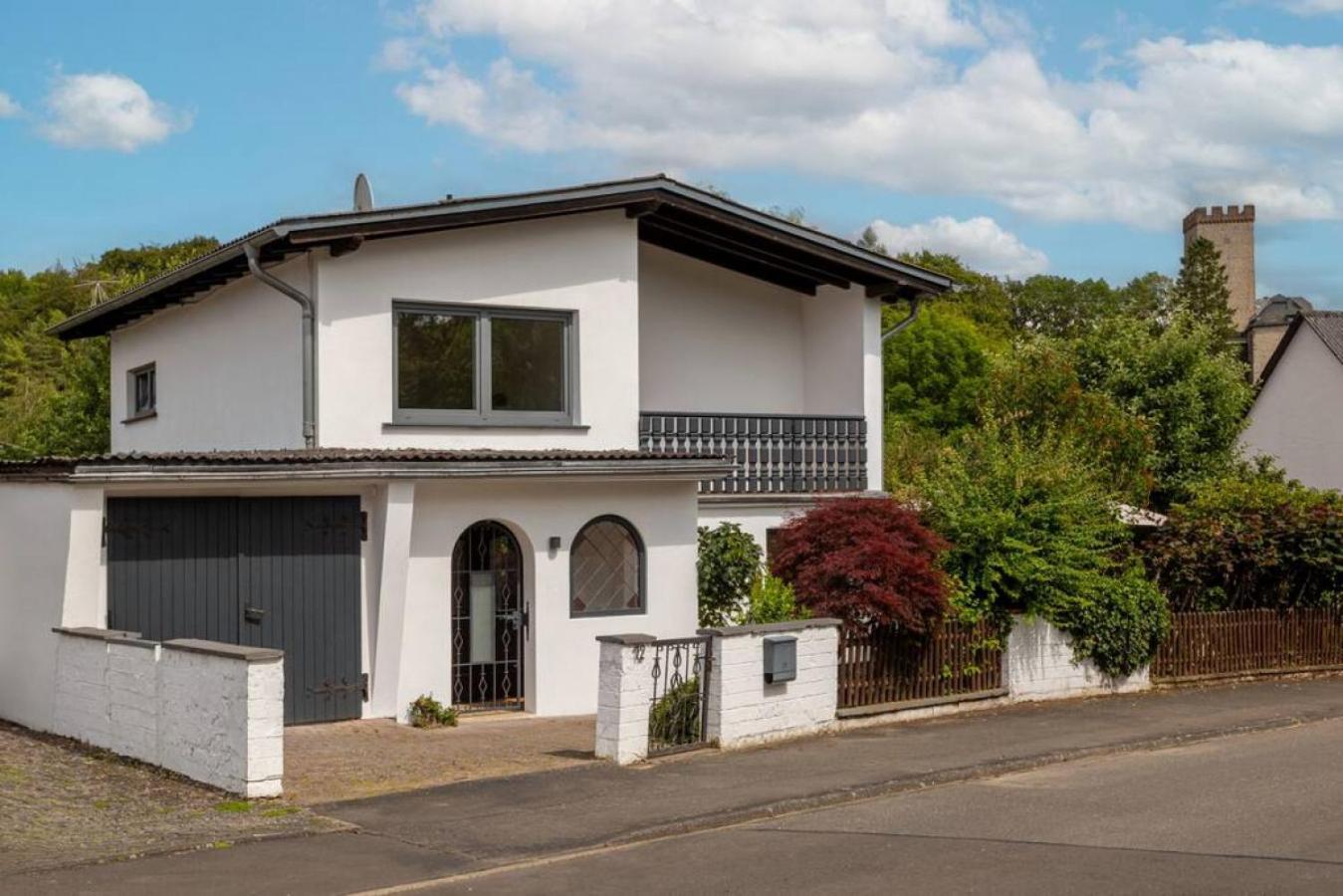 Adenauer Zwoelf - Das 5 Sterne Ferienhaus Mit Sauna Und Garten Am Eifelsteig Kerpen  Exterior photo